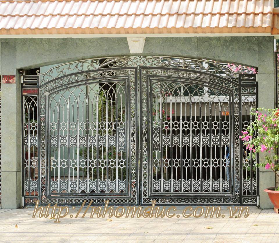 Cổng biệt thự Hà Nội - Cổng nhôm đúc, các dòng sản phẩm nhôm đúc như cửa nhôm đúc, cổng nhôm đúc, cổng biệt thự nhôm đúc cao cấp Nhật Bản