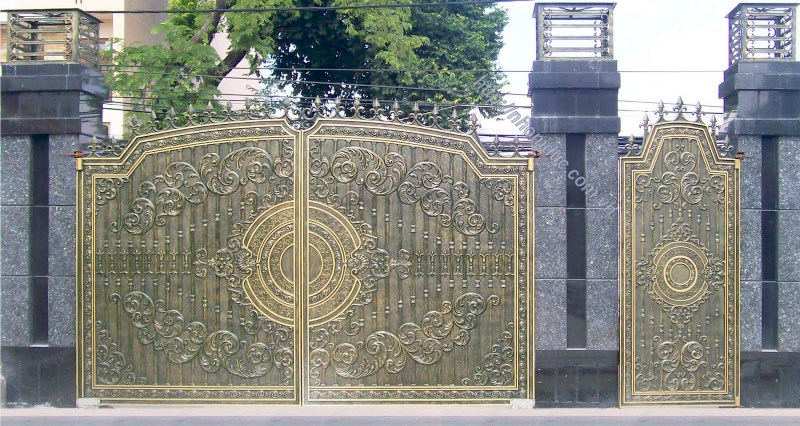 Cửa cổng nhôm đúc này là cổng nhôm đúc dạng kín và cổng nhôm đúc có phù điêu